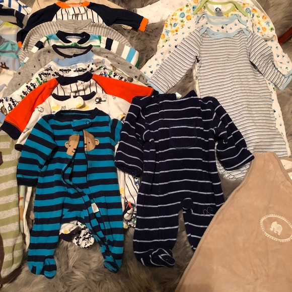 🎉SOLD🎉💙👶🏻Newborn/0-3 m boy 70 piece lot👶🏻💙 - Picture 5 of 5